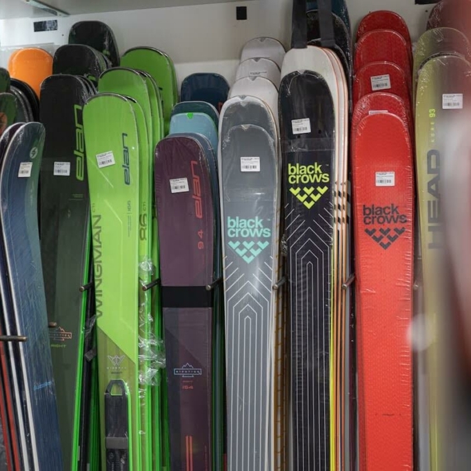 Harros Snowsports Retail 5